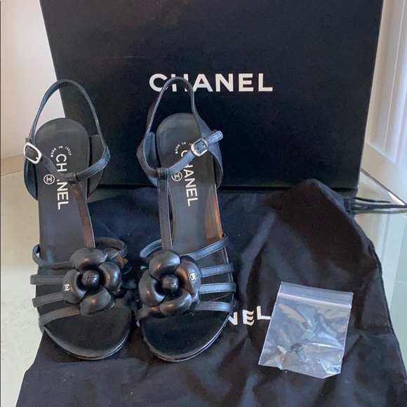 Chanel Sandler’s - Picture 5 of 6